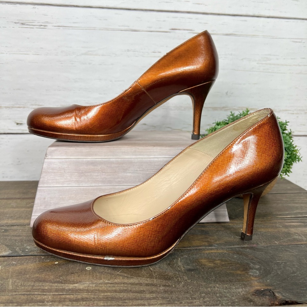 L.K. BENNETT LONDON Stila Copper Crosshatch Patent Leather Courts Pump Size 39